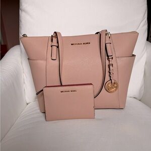 Michael Kors Medium Saffiano Leather Tote Bag with matching Wallet